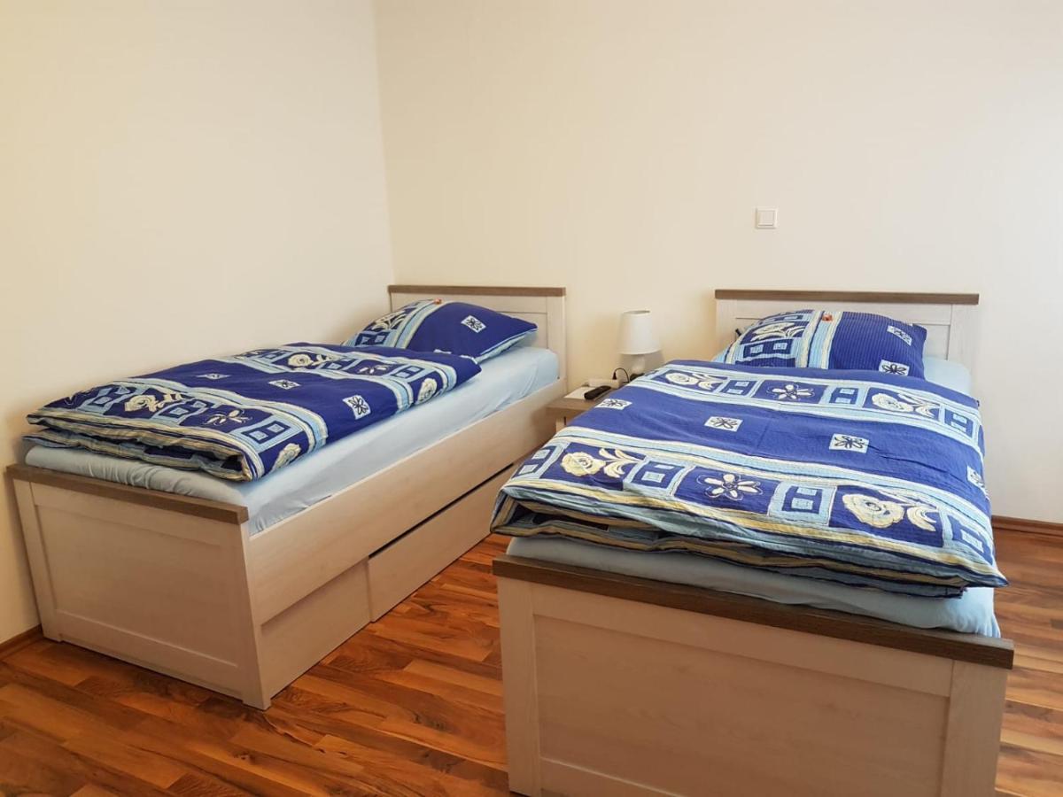 Ferienwohnung- Sarah Hahnstatten Экстерьер фото